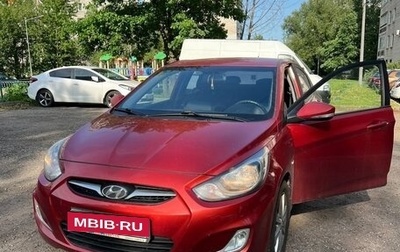 Hyundai Solaris II рестайлинг, 2012 год, 700 000 рублей, 1 фотография