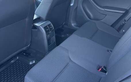 Volkswagen Jetta VI, 2016 год, 1 369 000 рублей, 12 фотография