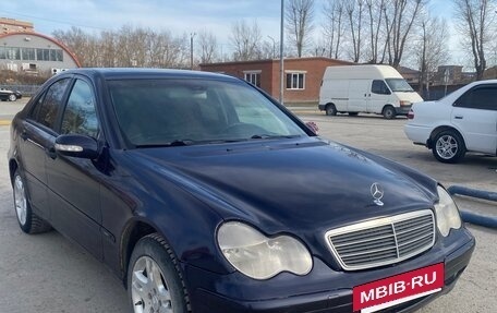 Mercedes-Benz C-Класс, 2001 год, 430 000 рублей, 2 фотография