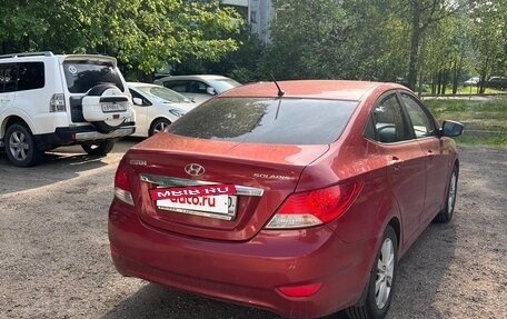 Hyundai Solaris II рестайлинг, 2012 год, 700 000 рублей, 5 фотография