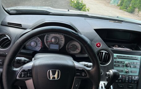 Honda Pilot III рестайлинг, 2011 год, 1 790 000 рублей, 14 фотография