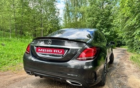 Mercedes-Benz C-Класс, 2019 год, 2 600 000 рублей, 3 фотография