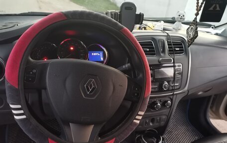 Renault Sandero II рестайлинг, 2016 год, 800 000 рублей, 2 фотография