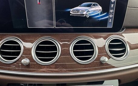Mercedes-Benz E-Класс, 2016 год, 3 250 000 рублей, 17 фотография