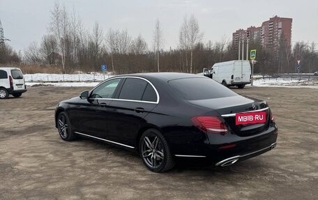 Mercedes-Benz E-Класс, 2016 год, 3 250 000 рублей, 4 фотография