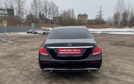 Mercedes-Benz E-Класс, 2016 год, 3 250 000 рублей, 5 фотография