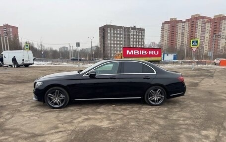 Mercedes-Benz E-Класс, 2016 год, 3 250 000 рублей, 3 фотография