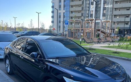 Toyota Camry, 2018 год, 3 000 000 рублей, 3 фотография