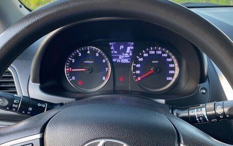 Hyundai Solaris II рестайлинг, 2013 год, 870 000 рублей, 13 фотография