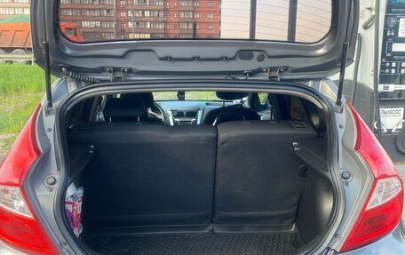 Hyundai Solaris II рестайлинг, 2013 год, 870 000 рублей, 18 фотография