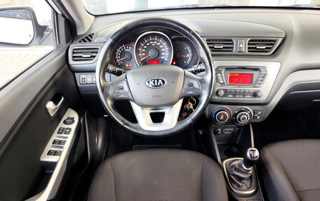 KIA Rio III рестайлинг, 2014 год, 900 000 рублей, 7 фотография