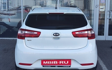 KIA Rio III рестайлинг, 2014 год, 900 000 рублей, 4 фотография