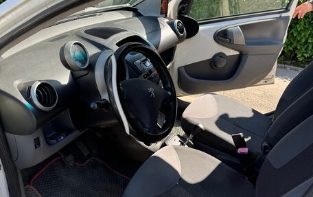 Peugeot 107 I рестайлинг, 2007 год, 250 000 рублей, 9 фотография