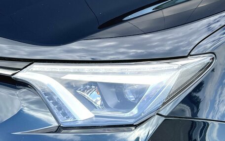 Toyota RAV4, 2018 год, 2 570 000 рублей, 9 фотография