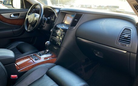 Infiniti QX70, 2013 год, 1 949 000 рублей, 11 фотография