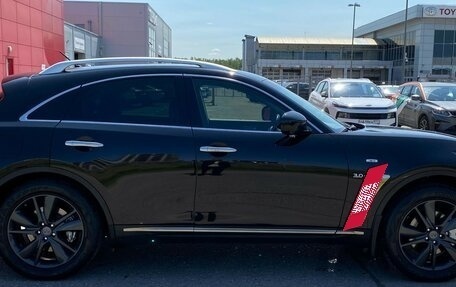 Infiniti QX70, 2013 год, 1 949 000 рублей, 6 фотография