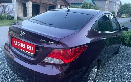 Hyundai Solaris II рестайлинг, 2012 год, 770 000 рублей, 3 фотография