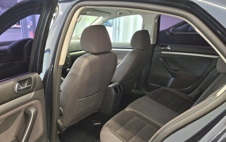 Volkswagen Jetta VI, 2008 год, 660 000 рублей, 8 фотография