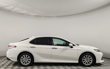 Toyota Camry, 2018 год, 2 375 000 рублей, 4 фотография