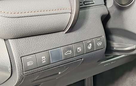 Toyota Camry, 2018 год, 2 375 000 рублей, 21 фотография