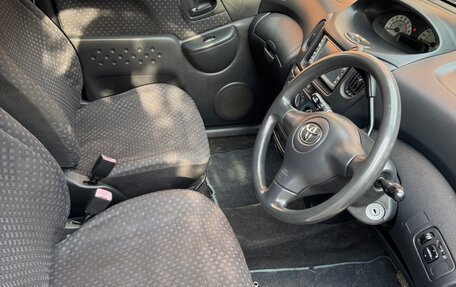 Toyota FunCargo, 2004 год, 430 000 рублей, 8 фотография