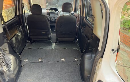 Toyota FunCargo, 2004 год, 430 000 рублей, 13 фотография