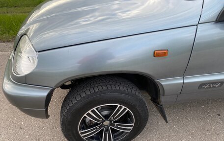 Chevrolet Niva I рестайлинг, 2006 год, 300 000 рублей, 7 фотография
