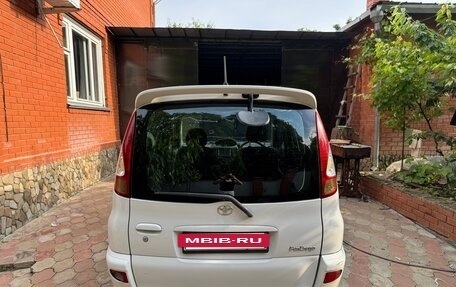 Toyota FunCargo, 2004 год, 430 000 рублей, 4 фотография