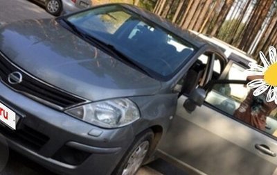 Nissan Tiida, 2010 год, 350 000 рублей, 1 фотография