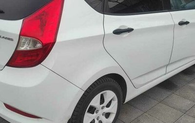 Hyundai Solaris II рестайлинг, 2015 год, 950 000 рублей, 1 фотография
