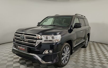 Toyota Land Cruiser 200, 2018 год, 7 150 000 рублей, 1 фотография