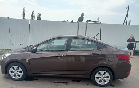 Hyundai Solaris II рестайлинг, 2014 год, 950 000 рублей, 5 фотография