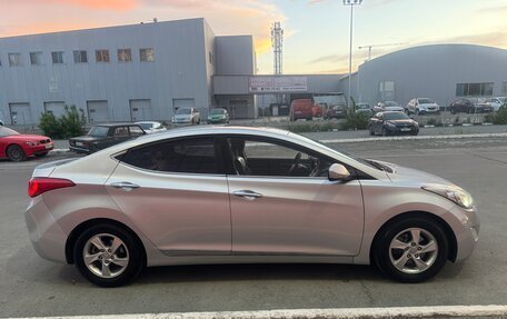 Hyundai Avante, 2011 год, 1 020 000 рублей, 3 фотография