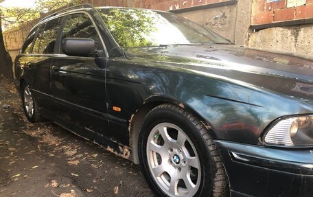 BMW 5 серия, 2001 год, 500 000 рублей, 2 фотография