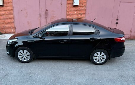 KIA Rio III рестайлинг, 2011 год, 700 000 рублей, 2 фотография