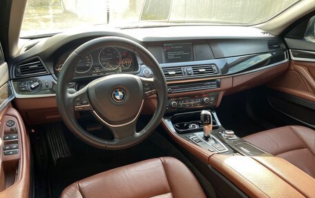 BMW 5 серия, 2012 год, 1 800 000 рублей, 10 фотография