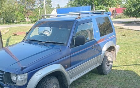 Mitsubishi Pajero III рестайлинг, 1996 год, 600 000 рублей, 2 фотография