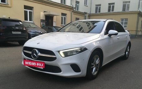 Mercedes-Benz A-Класс, 2018 год, 2 170 000 рублей, 2 фотография