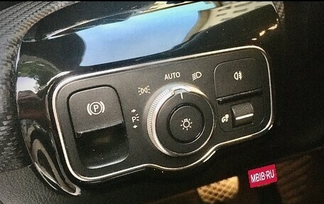 Mercedes-Benz A-Класс, 2018 год, 2 170 000 рублей, 20 фотография