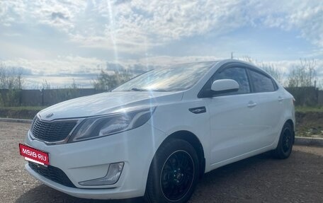 KIA Rio III рестайлинг, 2014 год, 950 000 рублей, 3 фотография