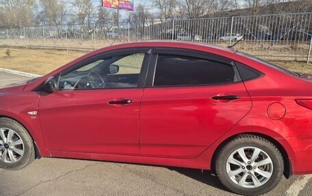 Hyundai Solaris II рестайлинг, 2015 год, 1 200 000 рублей, 4 фотография