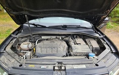 Volkswagen Tiguan II, 2019 год, 2 800 000 рублей, 1 фотография