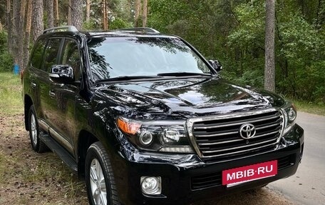 Toyota Land Cruiser 200, 2014 год, 4 650 000 рублей, 8 фотография