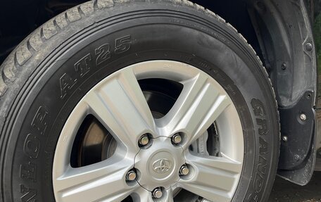 Toyota Land Cruiser 200, 2014 год, 4 650 000 рублей, 17 фотография