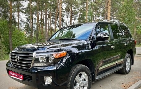 Toyota Land Cruiser 200, 2014 год, 4 650 000 рублей, 3 фотография