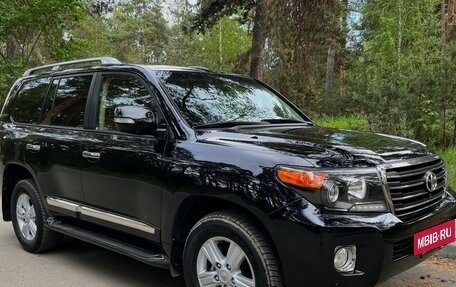 Toyota Land Cruiser 200, 2014 год, 4 650 000 рублей, 5 фотография