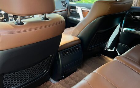 Toyota Land Cruiser 200, 2014 год, 4 650 000 рублей, 31 фотография