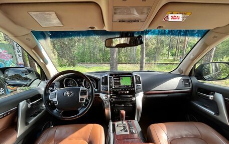 Toyota Land Cruiser 200, 2014 год, 4 650 000 рублей, 38 фотография