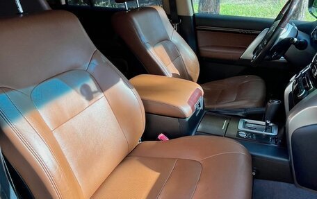 Toyota Land Cruiser 200, 2014 год, 4 650 000 рублей, 33 фотография