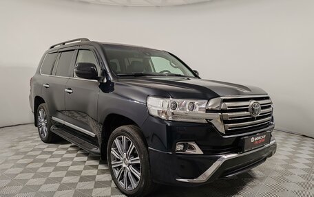 Toyota Land Cruiser 200, 2018 год, 7 150 000 рублей, 3 фотография